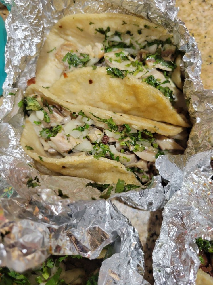 Tacos de Cabeza